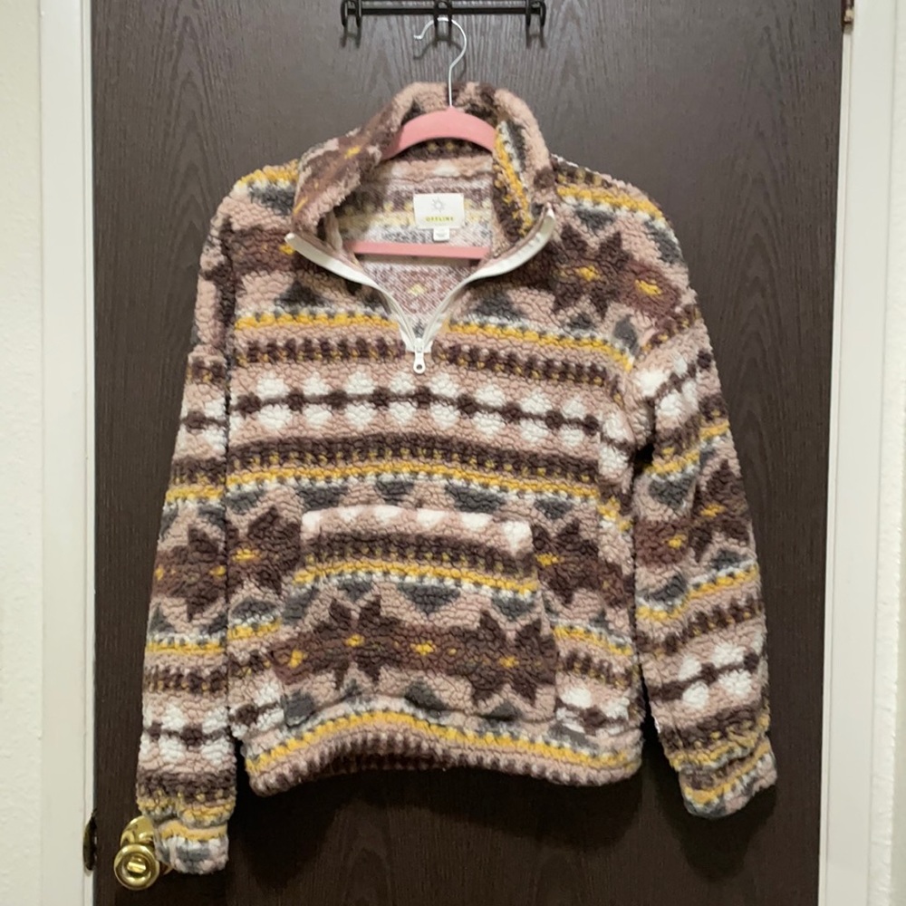 American Eagle women’s patterned Teddy Sweatshirt size: S